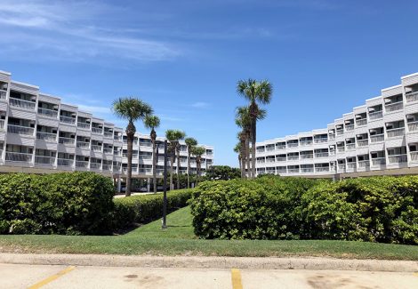 Commercial Apartment Complex