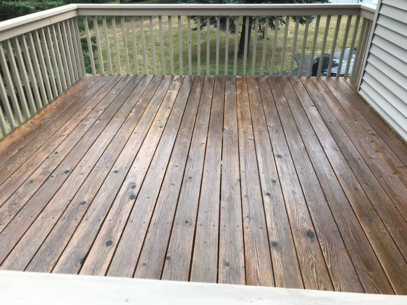 professional deck painters St Paul