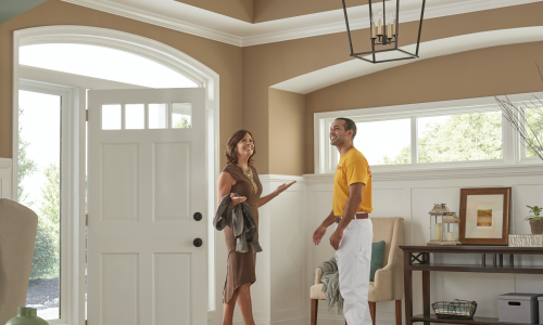 customer meeting with painter