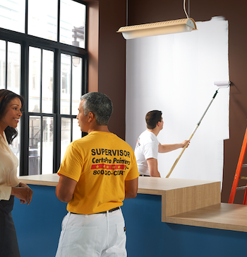 Expert commercial painting services.