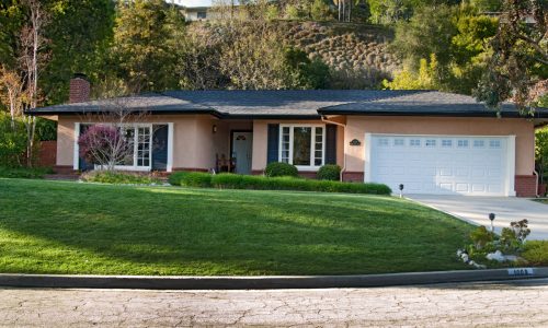 Stucco Home in La Canada