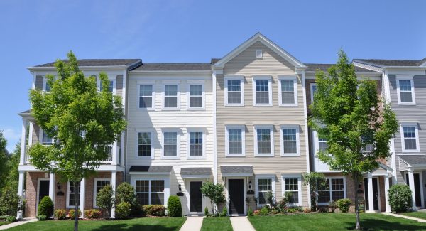 Condo & Apartment