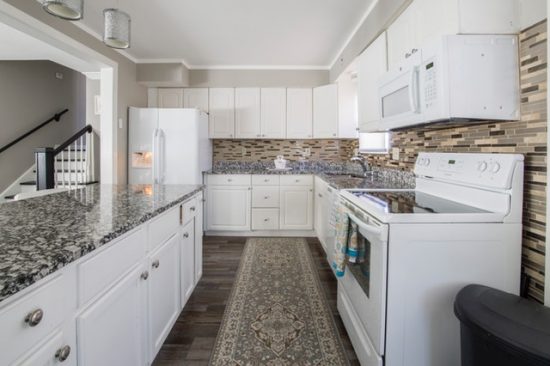 kitchen cabinet painting white
