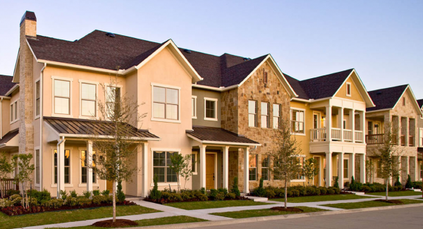 CONDOMINIUMS & HOAS