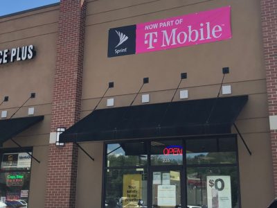 T Mobile banner
