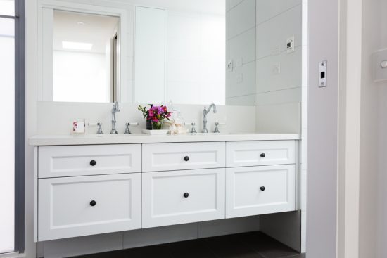 bathroom cabinets white painted